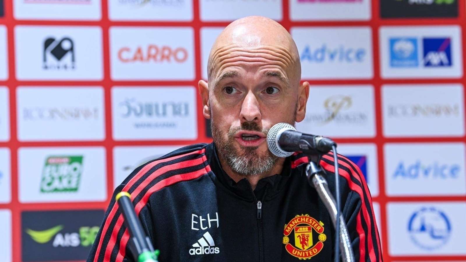 在轉會市場 在轉會市場